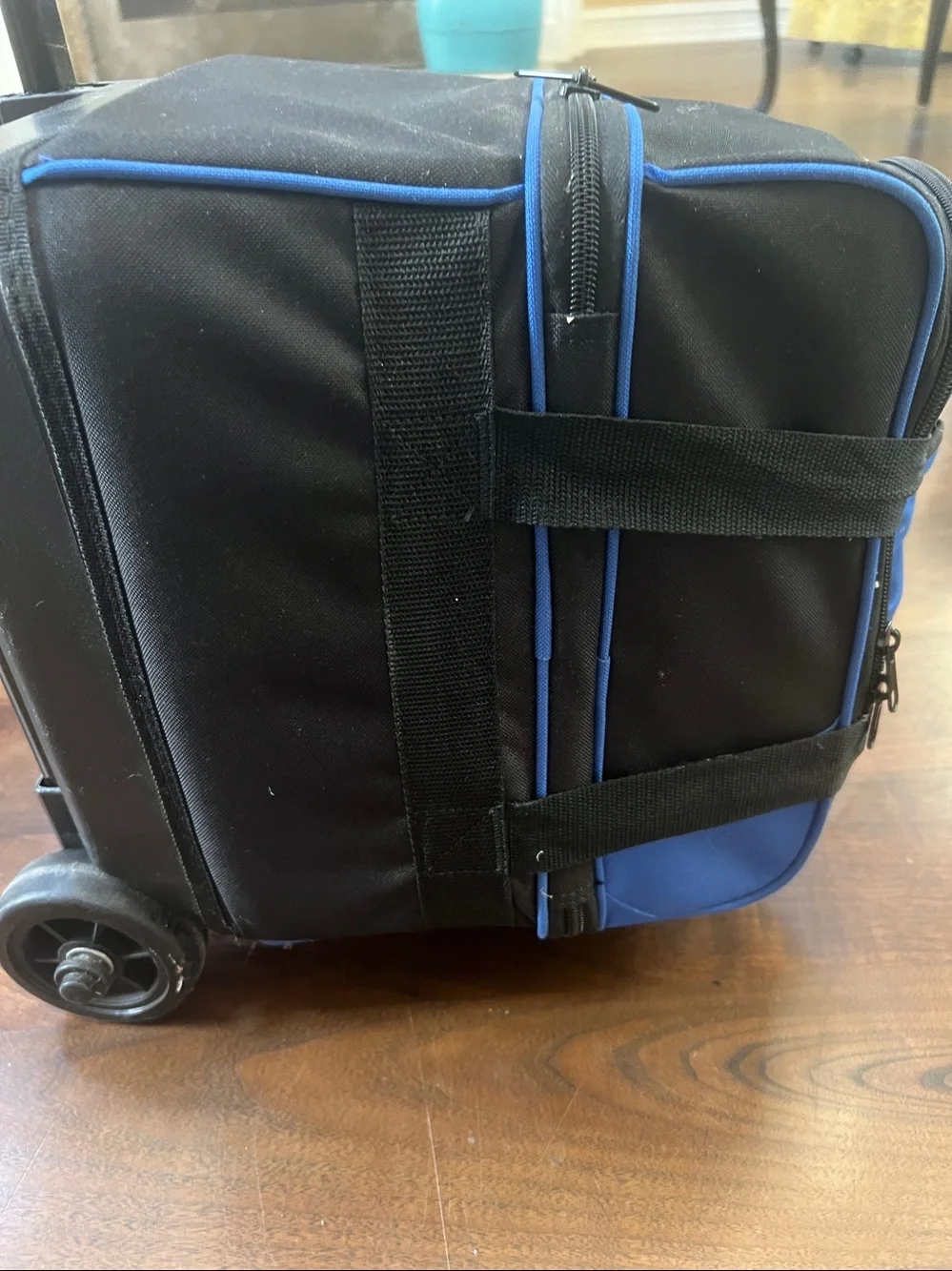 Elite Rolling Bowling Ball & Shoe Bag Royal Blue